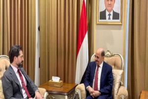 وزير الخارجية يبحث مع القائم بأعمال السفارة الامريكية دعم جهود الحكومة في مواجهة التحديات الراهنة
