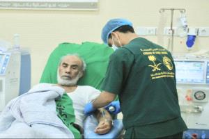 بدعم من مركز الملك سلمان.. مركز الغسيل الكلوي في الغيضة يقدم خدماته الطبية لـ 126 مستفيدًا