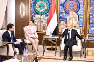 عاجل : السفارة الأمريكية تشيد بإجراءات البنك المركزي اليمني وتعتبرها خطوة مهمة لتحسين الوضع المعيشي