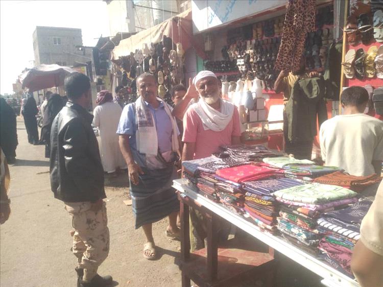 مكتب أشغال خنفر يقوم بحملة تنظيم الأسواق بمدينة جعار