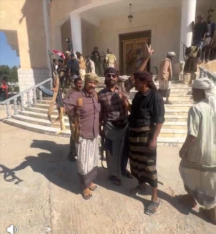 قوات الانتقالي تسيطر على القصر الجمهوري في سيئون دون مقاومة بعد انتهاء المعركة بالكامل