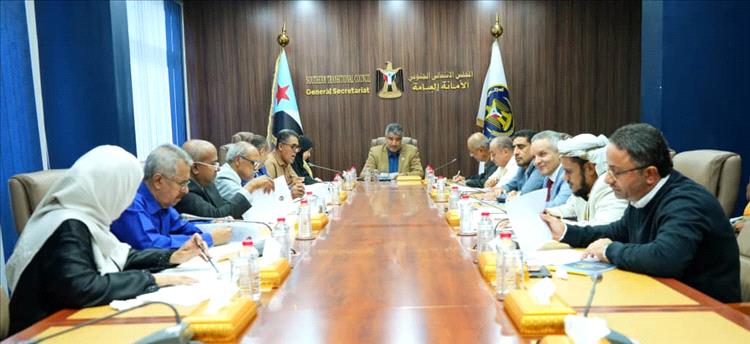 المجلس الانتقالي الجنوبي : مباركة رسمية لانتصارات سيئون وتأكيد على أن تحرير وادي وصحراء حضرموت يمهّد لمرحلة جديدة