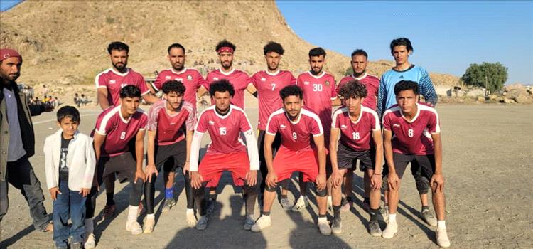 شباب الأودية يخطف القمة في دمت بعد مباراة مثيرة وسط حضور جماهيري كبير