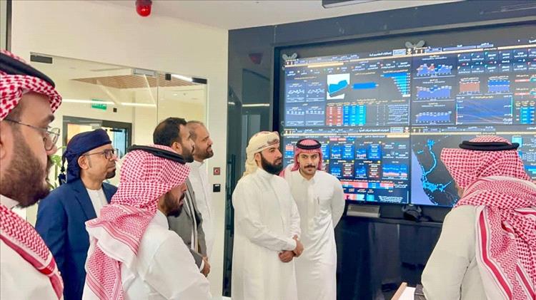 قطاع الحج والعمرة يعقد ورشة مشتركة مع وزارة الحج والعمرة السعودية لمناقشة التحديثات الجديدة وتطوير منظومة خدمات العمرة