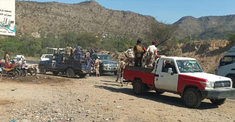 شرطة تعز تنفذ حملة أمنية لضبط السلاح الغير مرخص في مديرية المعافر