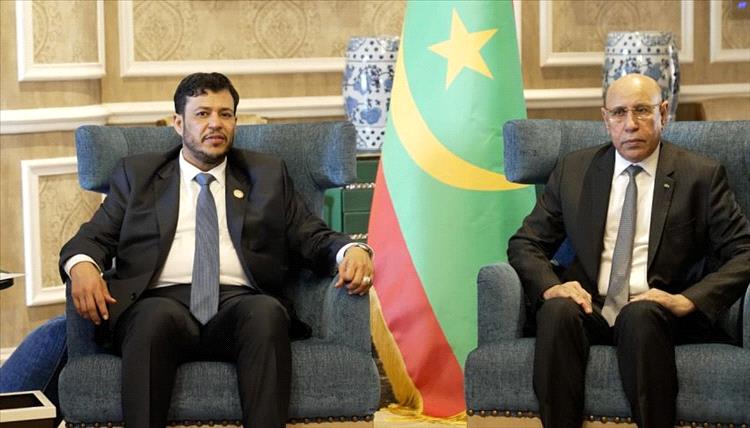 عبدالله العليمي يبحث مع رئيس موريتانيا المستجدات اليمنية وآفاق التعاون المشترك ..على هامش منتدى الدوحة