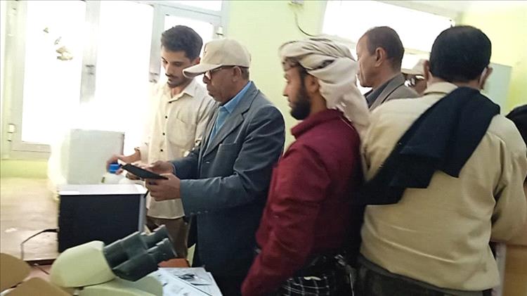 وفد هندسي صحي يزور المركز الصحي بسرار يافع لتعزيز الخدمات الطبية