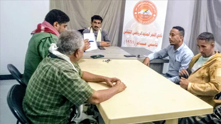 إدارة نادي الفجر الجديد تعقد إجتماعها الدوري لتقييم الأداء السابق ومناقشة خطة عملها في المرحلة القادمة