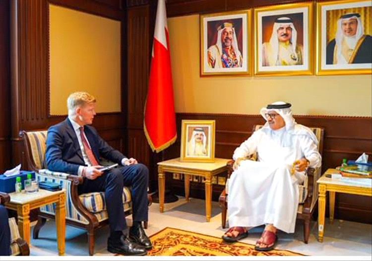 المبعوث الأممي إلى اليمن يناقش مع مسؤولين بحرينيين مستجدات الأزمة ودور المنامة في مجلس الأمن