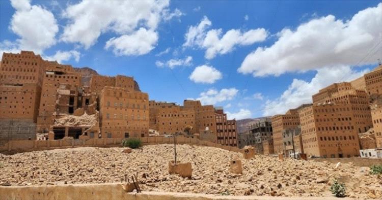 اشتباكات قبلية دامية تهز مدينة الحوطة بشبوة و تخلف جرحى