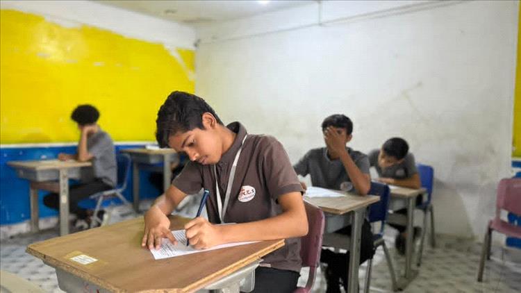 طلاب مدارس فيوتشركيدز يواصلون أداء امتحاناتهم لليوم الثاني وسط أجواء من الجدية والالتزام