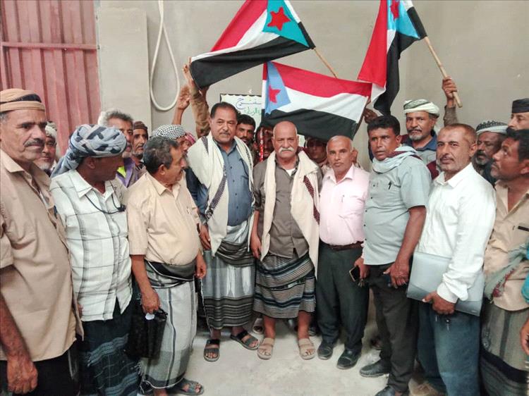 الأمين العام الائتلاف الوطني بابين وركن التوجيه المعنوي لمحور أبين يزور الاعتصام المفتوح لأبناء المنطقة الوسطى