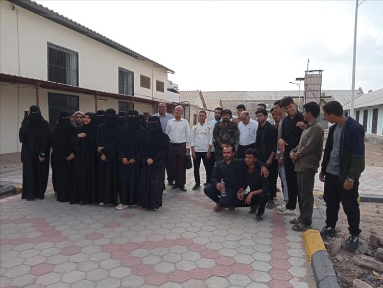 طلاب حقوق جامعة عدن ينفذون نزولًا ميدانيًا إلى إصلاحية السجن المركزي بعدن