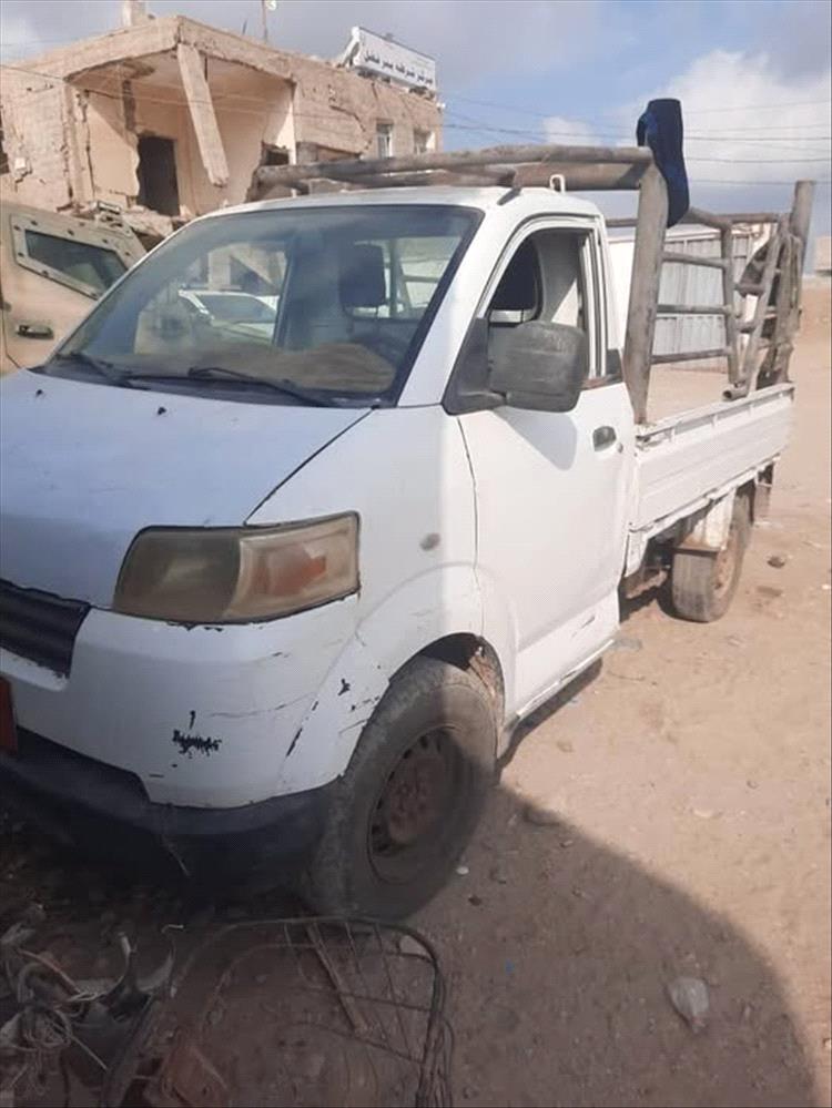 أمن عدن يستعيد مركبة مسروقة ويكشف ملابسات قضية السرقة