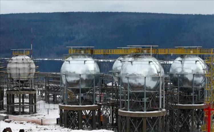 روسيا تخطط لزيادة صادرات الغاز البترولي المسال إلى الصين 40 % في 2026