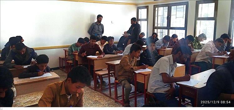 ثانوية خالد بن الوليد تدشن امتحانات الفصل الأول برخمة بيافع