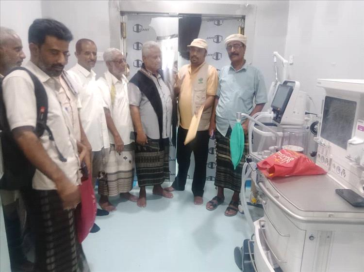 مدير عام مديرية الملاح يقوم بزيارة ميدانية لمستشفى الملاح