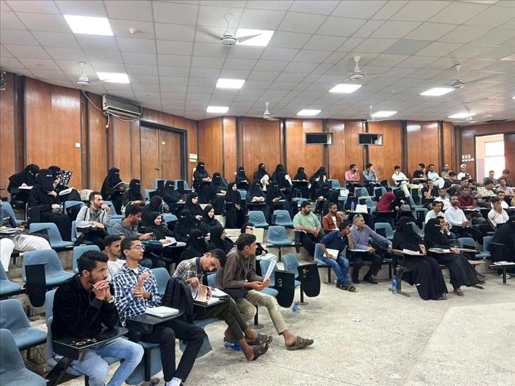 نزول ميداني بين أوساط الطلاب في كلية الحقوق  للمؤسسة الطبية الميدانية FMF