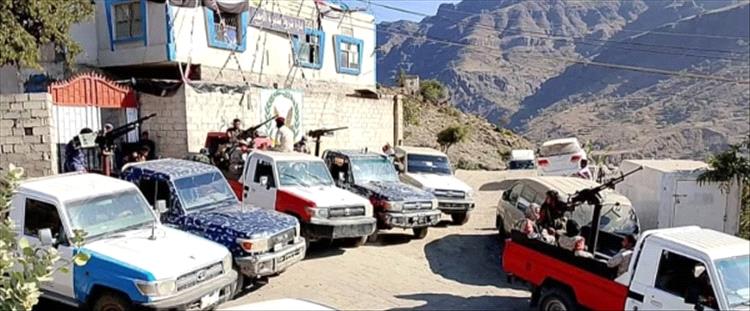 شرطة تعز تضبط مطلوبًا في جريمة قتل بالمعافر