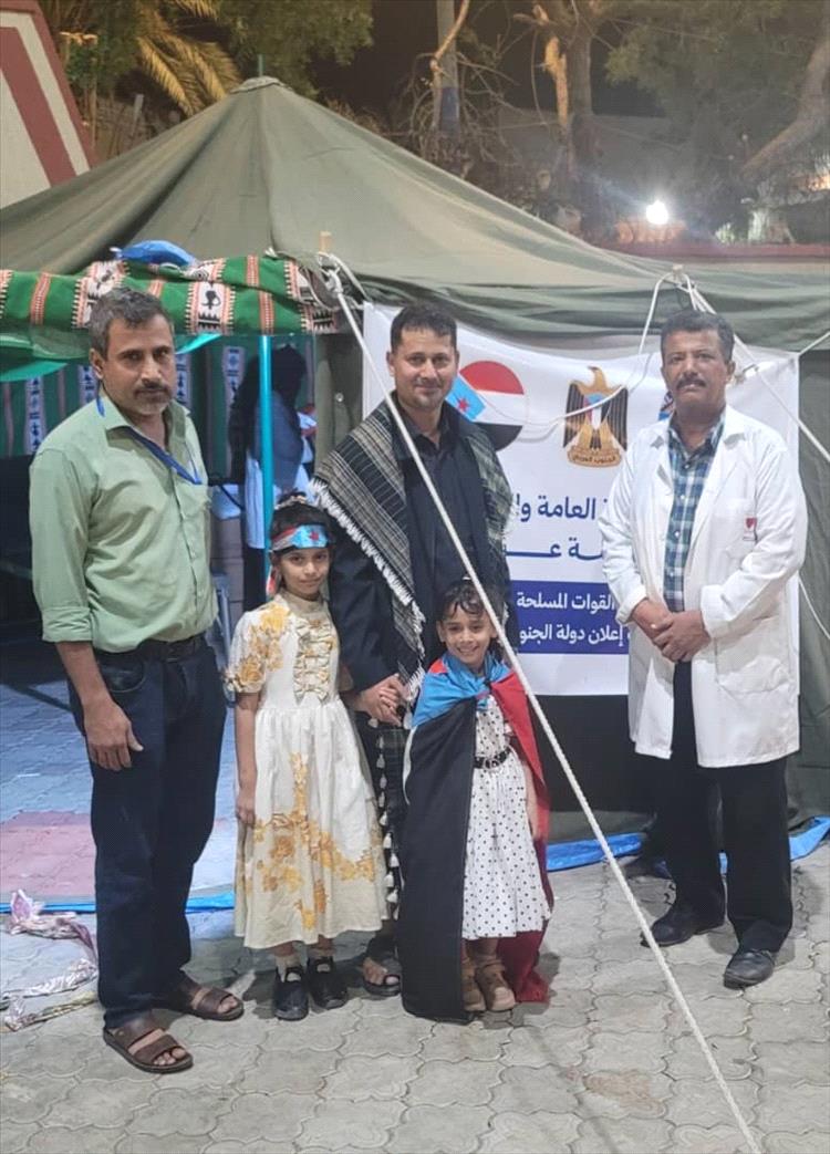 مدير جودة ومكافحة العدوى بوزارة الصحة يزور الخيمة الطبية في ساحة اعتصام خور مكسر