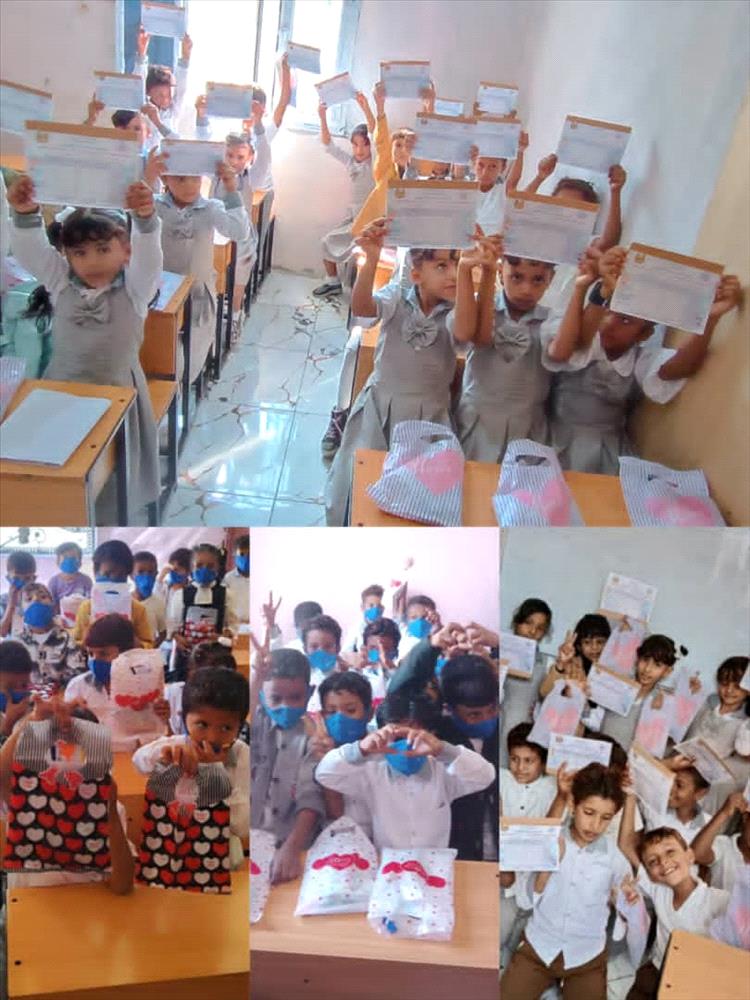 رياض ومدارس كيان الأهلية توزع شهادات الفصل الدراسي الاول وهدايا تشجيعية لطلابها