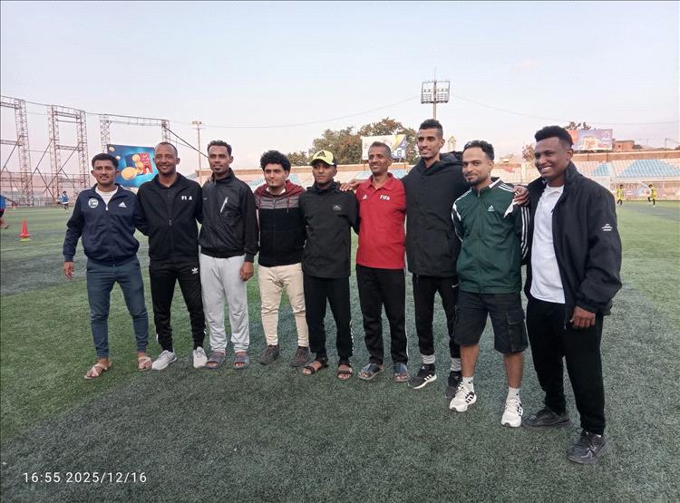 وصول طاقم تحكيم تجمع تعز لدوري الثانية