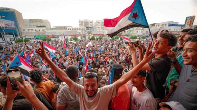 تقرير أميركي يكشف: جنوب اليمن على أعتاب شراكة مع واشنطن ضد الـحوثيـين وإيـران