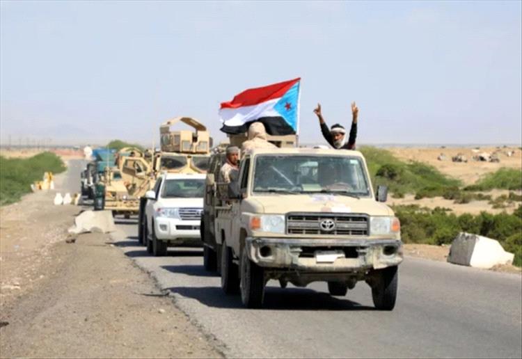 سياسي أفريقي: إيـران والحوثيون والـقـاعدة أبرز الخاسرين من سيطرة الانتقالي على حضرموت والمهرة