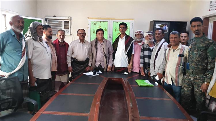 اجراء عملية الاستلام والتسليم بين الصبيحي والجبلي في مديرية الحوطة