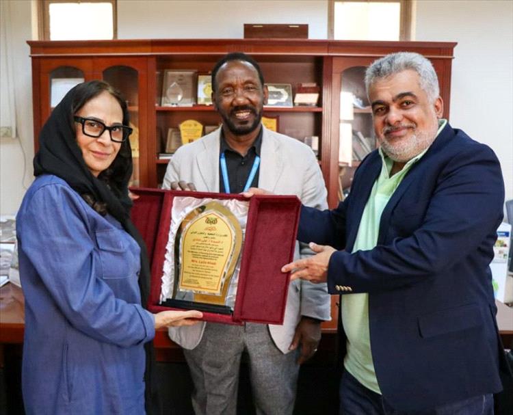 نائب وزير التخطيط يلتقي مديرة مكتب برنامج الأغذية العالمي بمناسبة انتهاء فترة عملها