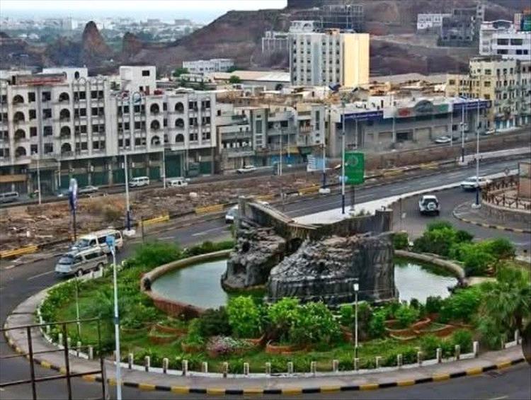 مدير مديرية المعلا يوجه برفع الجاهزية لمواجهة تأثيرات المنخفض الجوي