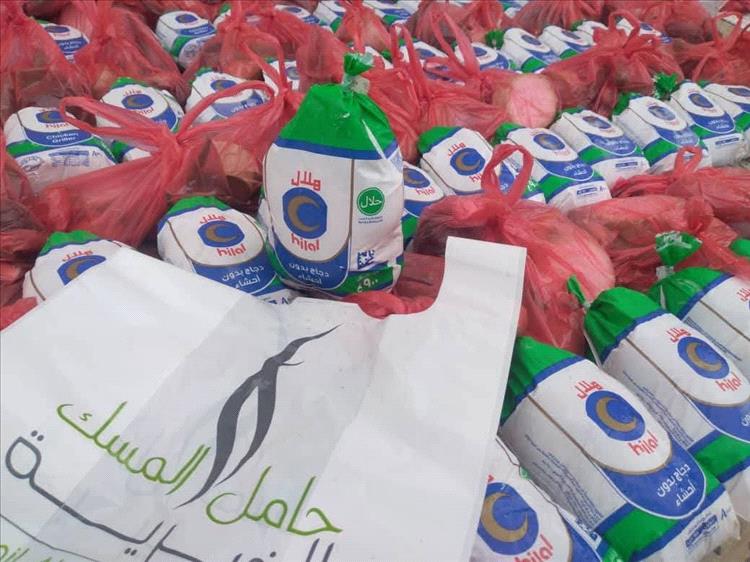 مبادرة “حامل المسك” تنفذ مشروعاً إغاثياً استفادت منه 64 أسرة فقيرة في محافظة شبوة