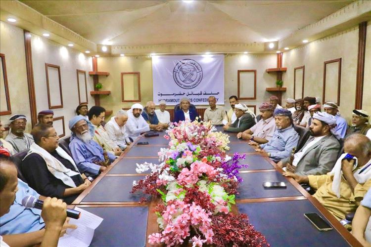 بمناسبة الذكرى الـ 12 للهبة الشعبية الحضرمية.. حلف قبائل حضرموت الجديد يفتتح مقره الرئيسي بمدينة المكلا