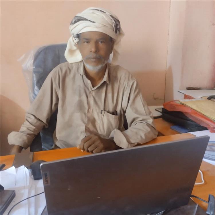 مدير مياه قشن بالمهرة  يحذر من "كارثة صحية وبيئية"