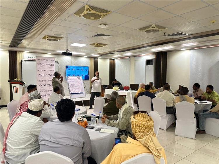 المكلا.. لقاء مجتمعي يستعرض احتياجات سكان أحياء خلف الصناعي والحارة وحي الشهيد خالد