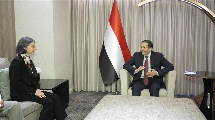 عثمان مجلي خلال لقائه السفيرة الفرنسية: لدينا خصم واحد يستغل الظروف الراهنة للتحشيد