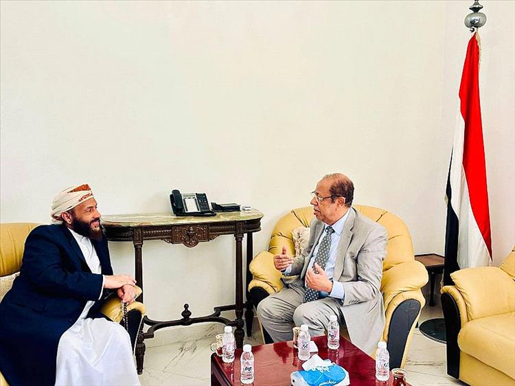 لقاء يناقش سبل تعزيز خدمة الحجاج والمعتمرين اليمنيين