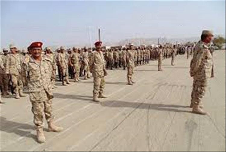 إعلامي عسكري ينقل مأساة منتسبي المنطقة العسكرية الأولى ويطالب بصرف رواتبهم