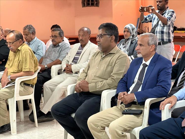 كلية الطب والعلوم الصحية تقيم ورشة علمية حول جراحة الأوعية الدموية