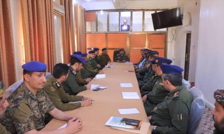 اجتماع أمني بمحافظة مأرب يشدد على رفع مستوى الجاهزية وتعزيز اليقظة الأمنية