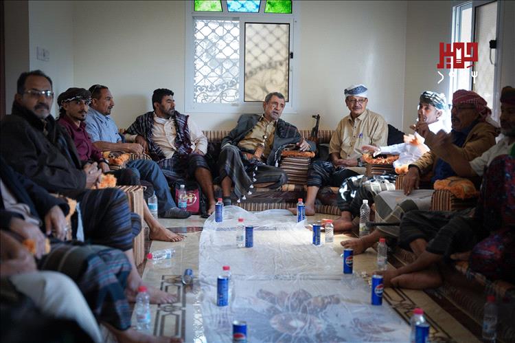 لقاء تشاوري موسع لمشائخ وأعيان مكتب "كلد يافع" يقر وثيقة مخرجات تاريخية