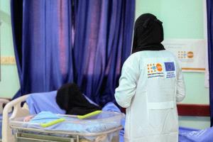 الاتحاد الأوروبي وصندوق الأمم المتحدة للسكان يقدّمان خدمات صحية وحماية لأكثر من 850 ألف امرأة وفتاة في اليمن