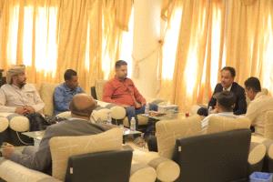 باعوم يعلن حملة رقابية صارمة لضبط سوق الخضار المركزي بسيئون وحماية المزارعين والمواطنين