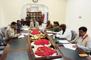 وكيل أول محافظة المهرة يترأس اجتماع لجنة إدارة الأزمات والكوارث