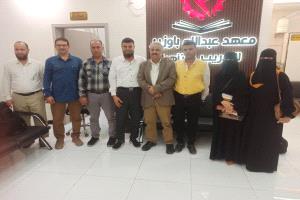 لجنة رفيعة من مكتب التعليم الفني بالعاصمة عدن  تتفقد معهد باوزير للصيانة والتدريب  لتجديد ترخيص المزاولة