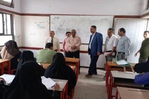 جامعة الحديدة تدشن امتحانات النصف الدراسي الأول لعام 2025-2026