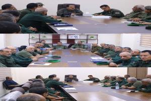 العميد أبو بكر جبر يترأس اجتماعاً أمنياً لمناقشة خطة مواصلة وتعزيز الحملات الأمنية في العاصمة عدن