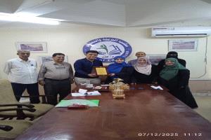 أكاديمية (بدور تك) للحسابات الدهنية تكرم مدير مكتب التربية والتعليم بعدن.  الإعلام التربوي .. عدن