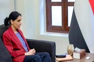 سفيرة بريطانيا تؤكد دعم استقلالية البنك المركزي اليمني