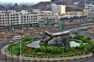 مدير مديرية المعلا يوجه برفع الجاهزية لمواجهة تأثيرات المنخفض الجوي